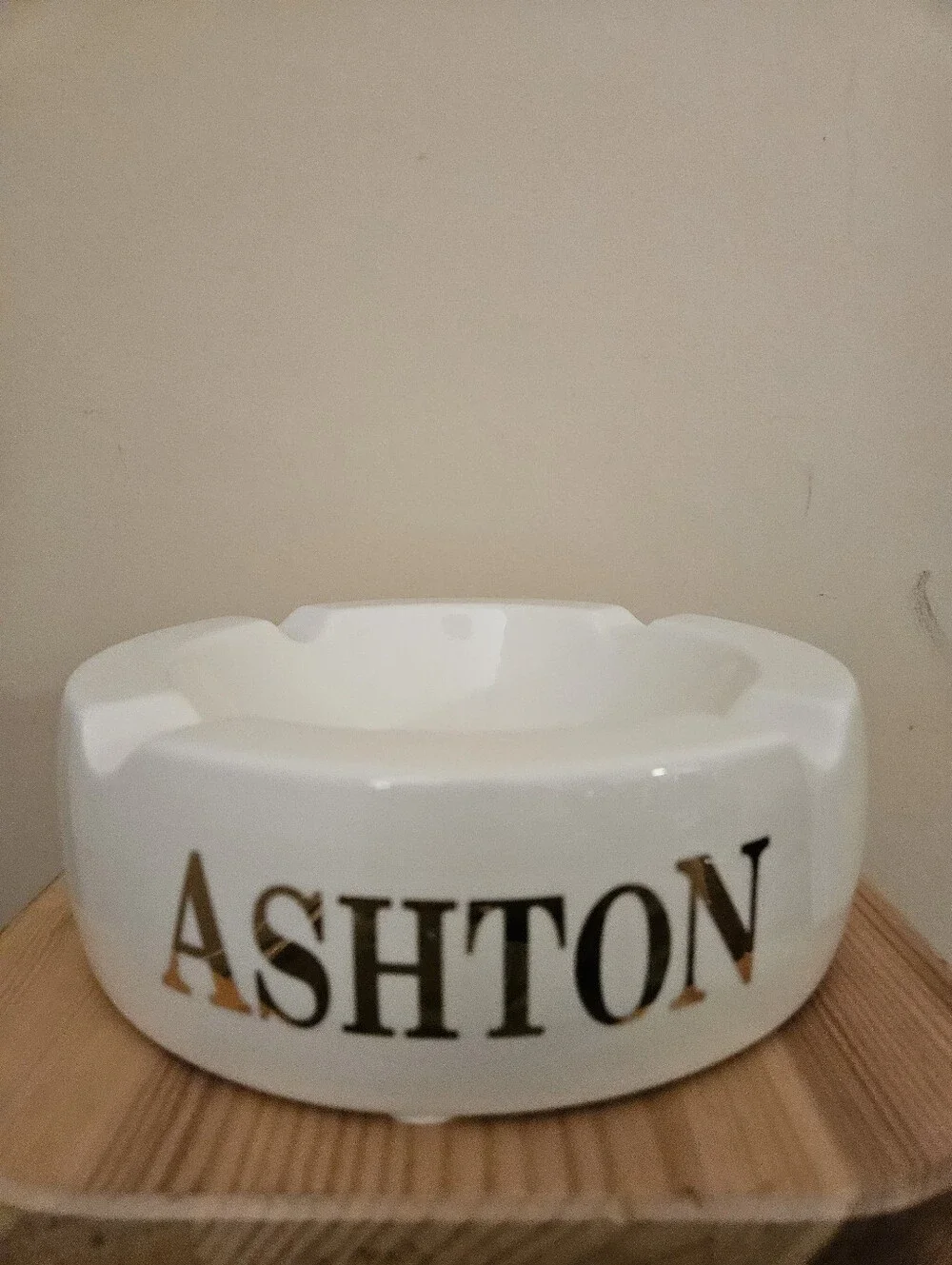 Source Unknown White Ceramic Ashtray with Gold Lettering